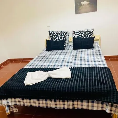 T1, Da Oura Apartment *